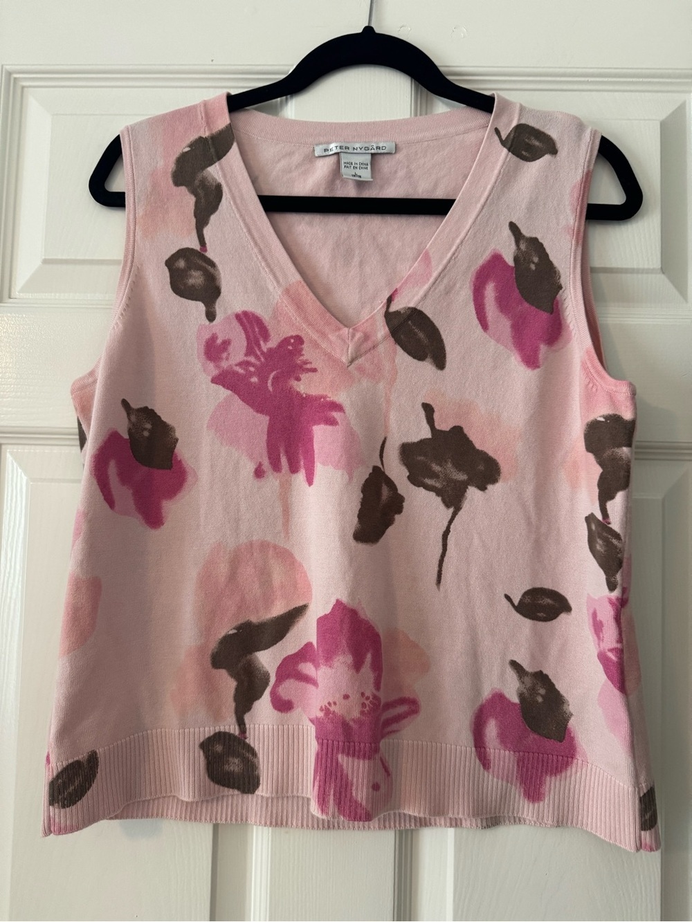 Peter Nygard Floral Pink V-Neck Sleeveless Top